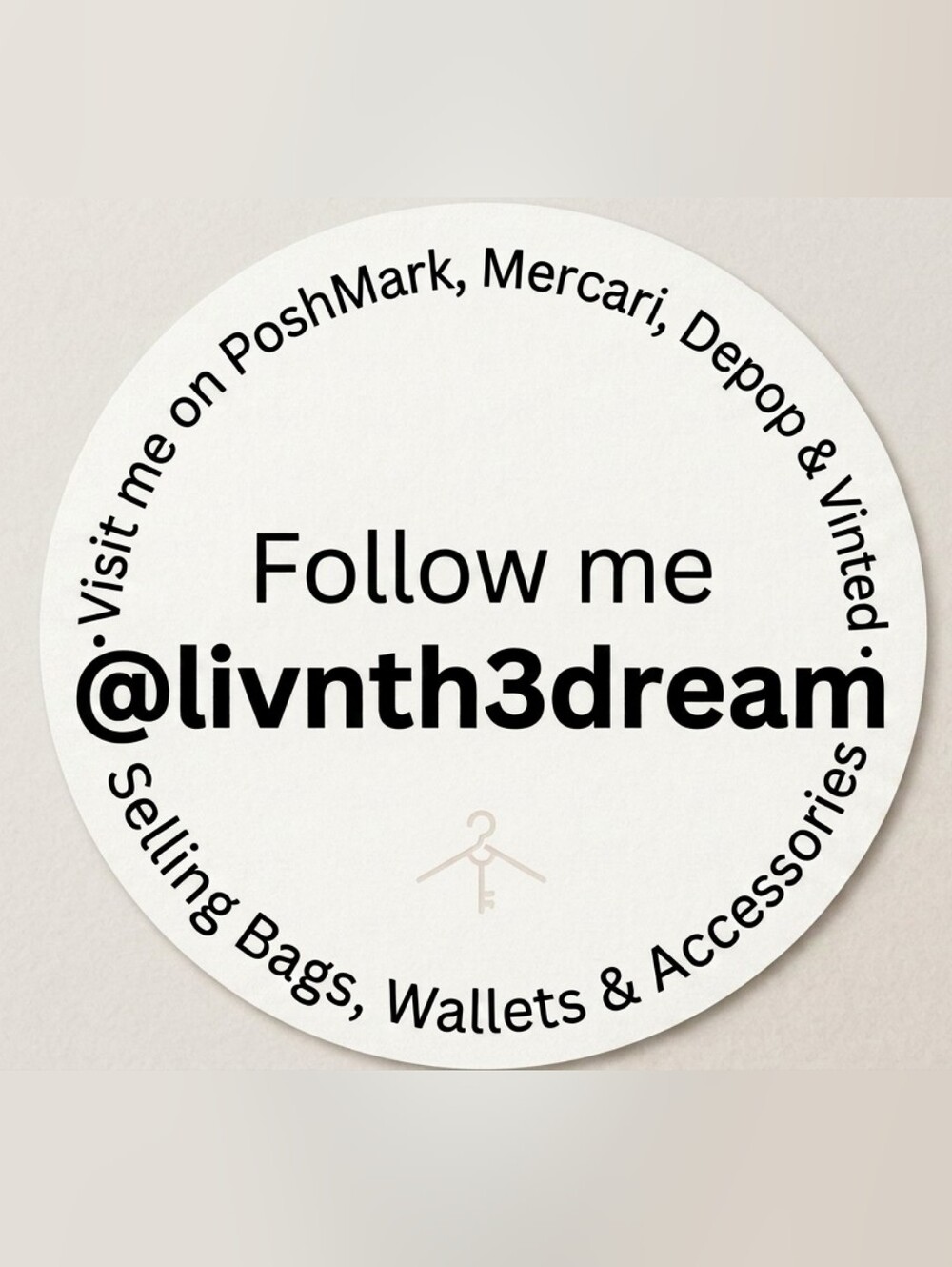 Meet your Posher, @livnth3dream